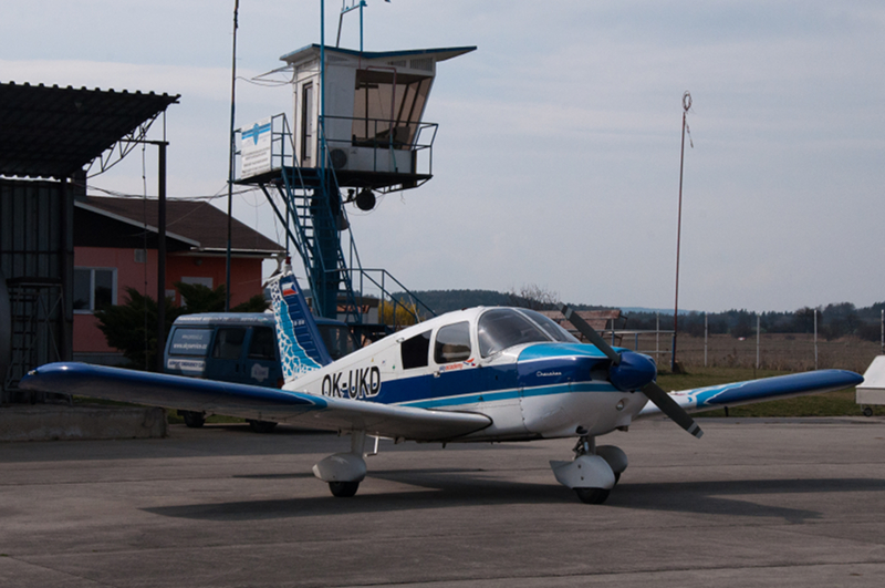 A konečně naše letadlo - Piper PA-28